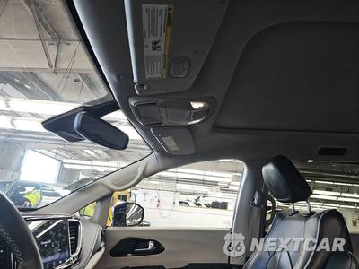 2023 Chrysler Pacifica Limited 121.6" WB - zdjęcie 21 z 27 - miniatura