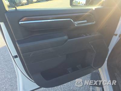 2024 Chevrolet Silverado 2500HD LT Crew Cab Long Bed 1LT - zdjęcie 9 z 41 - miniatura