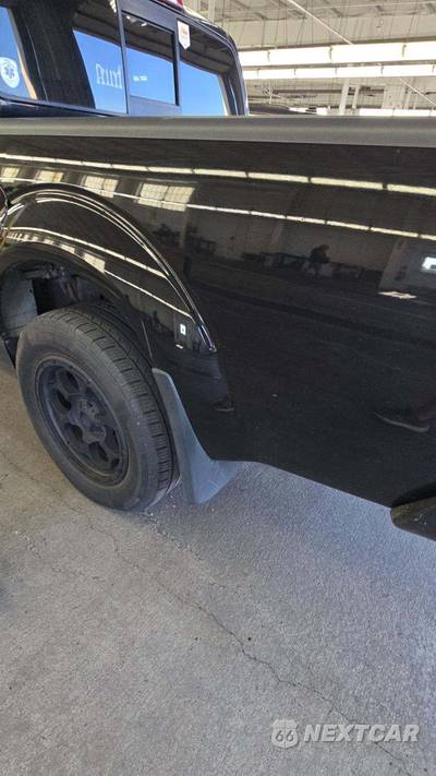 2018 Nissan Frontier PRO-4X Crew Cab Medium Bed - zdjęcie 38 z 71 - miniatura