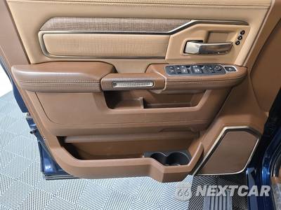 2022 Ram 2500 Limited Longhorn Crew Cab Medium Bed - zdjęcie 9 z 35 - miniatura
