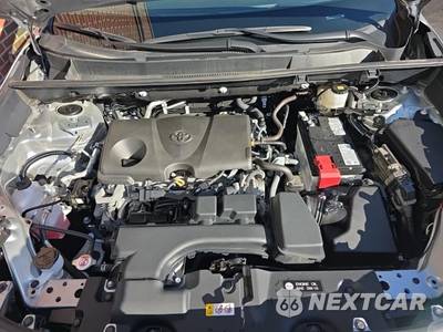 2025 Toyota RAV4 XLE - zdjęcie 18 z 25 - miniatura