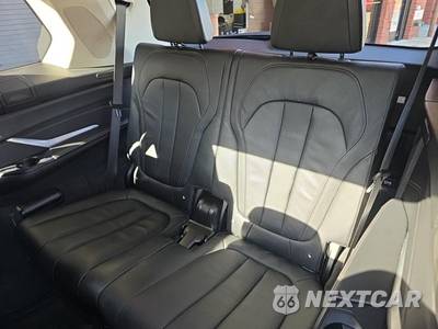 2021 BMW X7 Sports Activity Vehicle xDrive40i - zdjęcie 17 z 24 - miniatura