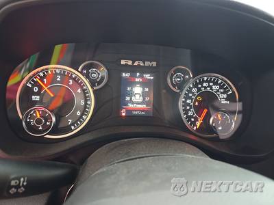 2025 Ram 1500 Tradesman Extended Cab Medium Bed - zdjęcie 12 z 24 - miniatura