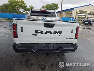 2025 Ram 1500 Tradesman Extended Cab Medium Bed - zdjęcie 5 z 24 - miniatura