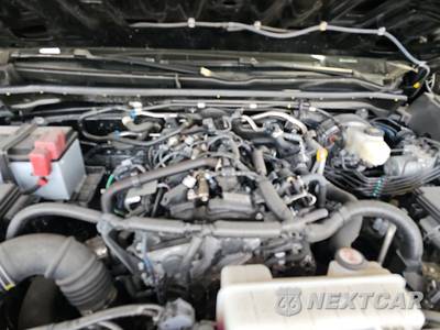 2025 Toyota 4Runner SR5 - zdjęcie 15 z 35 - miniatura