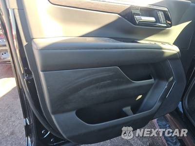 2026 Chevrolet Tahoe Z71 2Z7 - zdjęcie 9 z 38 - miniatura