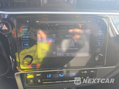 2018 Toyota Corolla SE Sedan - zdjęcie 11 z 18 - miniatura