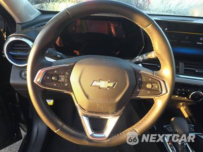 2025 Chevrolet Trax LT - zdjęcie 10 z 36 - miniatura