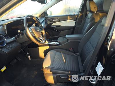 2025 Chevrolet Trax LT - zdjęcie 7 z 36 - miniatura