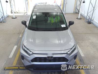 2025 Toyota RAV4 LE - zdjęcie 2 z 27 - miniatura