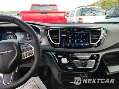 2025 Chrysler Pacifica Select 121.6" WB - zdjęcie 11 z 34 - miniatura