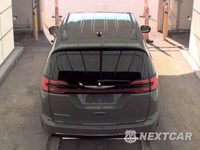 2025 Chrysler Pacifica Select 121.6" WB - zdjęcie 5 z 34 - miniatura