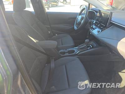 2025 Toyota Corolla LE Sedan - zdjęcie 8 z 42 - miniatura