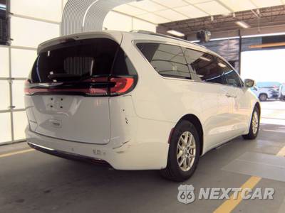 2021 Chrysler Pacifica Touring L 121.6" WB - zdjęcie 4 z 34 - miniatura