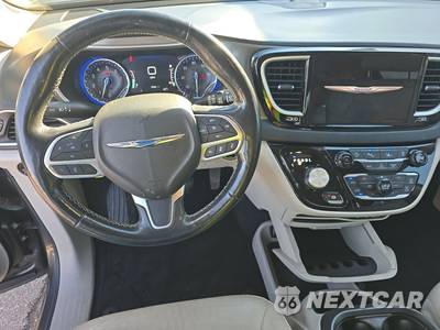 2021 Chrysler Pacifica Touring L 121.6" WB - zdjęcie 11 z 28 - miniatura