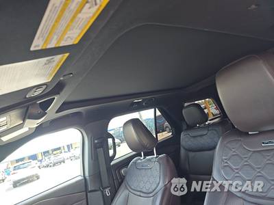 2025 Ford Explorer Platinum - zdjęcie 18 z 21 - miniatura
