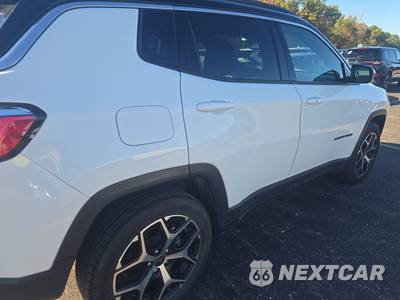 2025 Jeep Compass Limited - zdjęcie 4 z 25 - miniatura