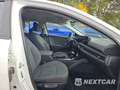 2025 Kia K4 LXS - zdjęcie 8 z 28 - miniatura
