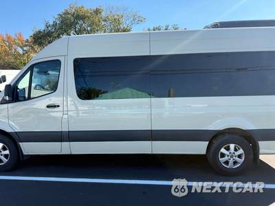 2023 Mercedes-Benz Sprinter 2500 Passenger Van High Roof 170.0" WB - zdjęcie 22 z 82 - miniatura