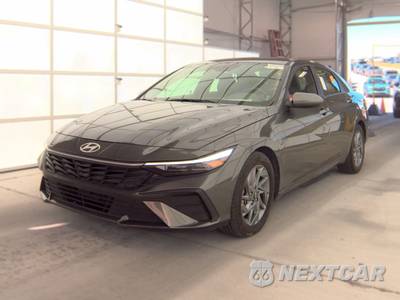 2026 Hyundai Elantra Hybrid Blue - zdjęcie 1 z 35 - miniatura