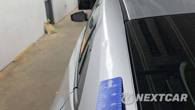 2025 Toyota Prius LE - zdjęcie 24 z 36 - miniatura