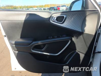 2025 Kia Soul LX - zdjęcie 9 z 22 - miniatura