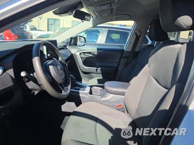 2025 Toyota RAV4 Hybrid XLE - zdjęcie 7 z 25 - miniatura