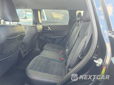 2025 Mitsubishi Outlander Trail Edition - zdjęcie 13 z 27 - miniatura