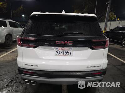 2026 GMC Acadia Elevation 4SD - zdjęcie 5 z 21 - miniatura