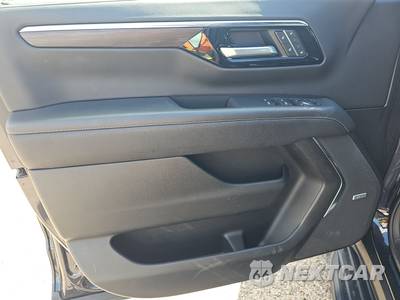 2026 Chevrolet Suburban Premier 1LZ - zdjęcie 9 z 22 - miniatura