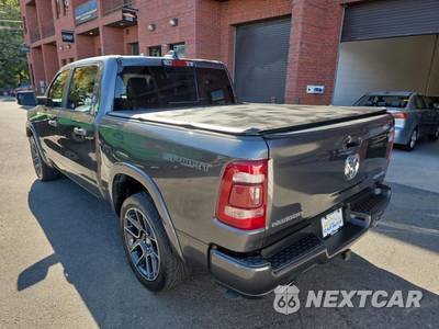 2020 Ram 1500 Laramie Crew Cab Short Bed - zdjęcie 6 z 22 - miniatura