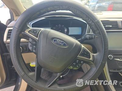 2015 Ford Fusion SE - zdjęcie 10 z 17 - miniatura