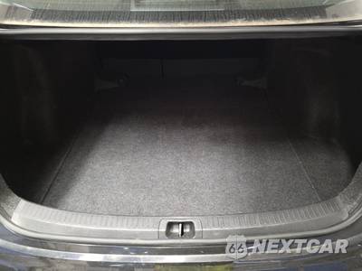2025 Toyota Corolla LE Sedan - zdjęcie 16 z 30 - miniatura