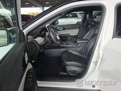 2025 Jeep Compass Limited - zdjęcie 7 z 33 - miniatura