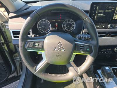 2025 Mitsubishi Outlander SE - zdjęcie 10 z 23 - miniatura