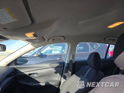 2025 Nissan Sentra SV - zdjęcie 18 z 29 - miniatura