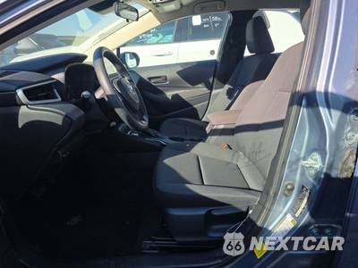 2025 Toyota Corolla LE Sedan - zdjęcie 7 z 32 - miniatura
