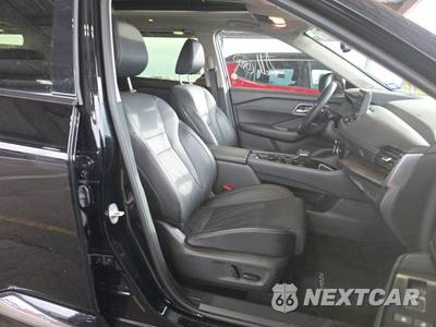 2026 Nissan Rogue Platinum - zdjęcie 8 z 26 - miniatura