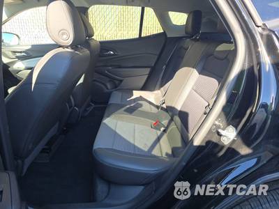 2025 Chevrolet Trax LT - zdjęcie 13 z 33 - miniatura