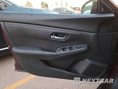 2025 Nissan Sentra SV - zdjęcie 9 z 29 - miniatura