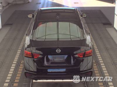 2025 Nissan Altima SR - zdjęcie 5 z 29 - miniatura