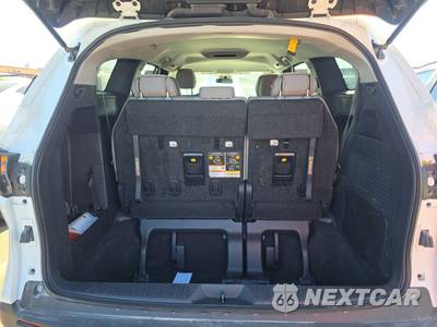 2025 Toyota Sienna LE 8-Passenger 120.5" WB - zdjęcie 17 z 27 - miniatura