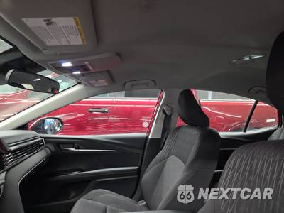 2026 Toyota Camry LE - zdjęcie 17 z 28 - miniatura