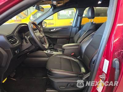 2025 Ford Escape ST-Line - zdjęcie 7 z 26 - miniatura