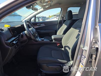 2026 Kia Sportage Hybrid LX - zdjęcie 7 z 25 - miniatura