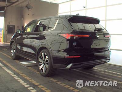 2025 Mitsubishi Outlander SE - zdjęcie 6 z 24 - miniatura
