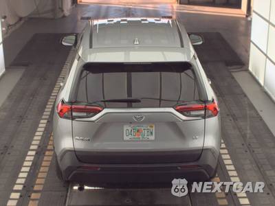 2025 Toyota RAV4 LE - zdjęcie 5 z 27 - miniatura