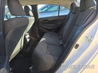 2025 Toyota Corolla LE Sedan - zdjęcie 13 z 34 - miniatura