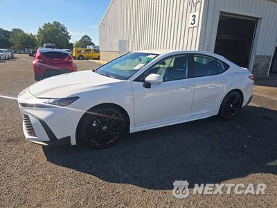 2026 Toyota Camry SE - zdjęcie 1 z 20 - miniatura