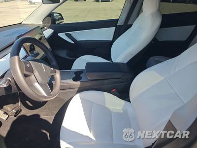 2022 Tesla Model Y Long Range - zdjęcie 7 z 18 - miniatura